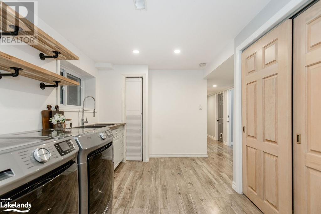 24 Helena Street, Wasaga Beach, Ontario  L9Z 1R1 - Photo 40 - 40566518