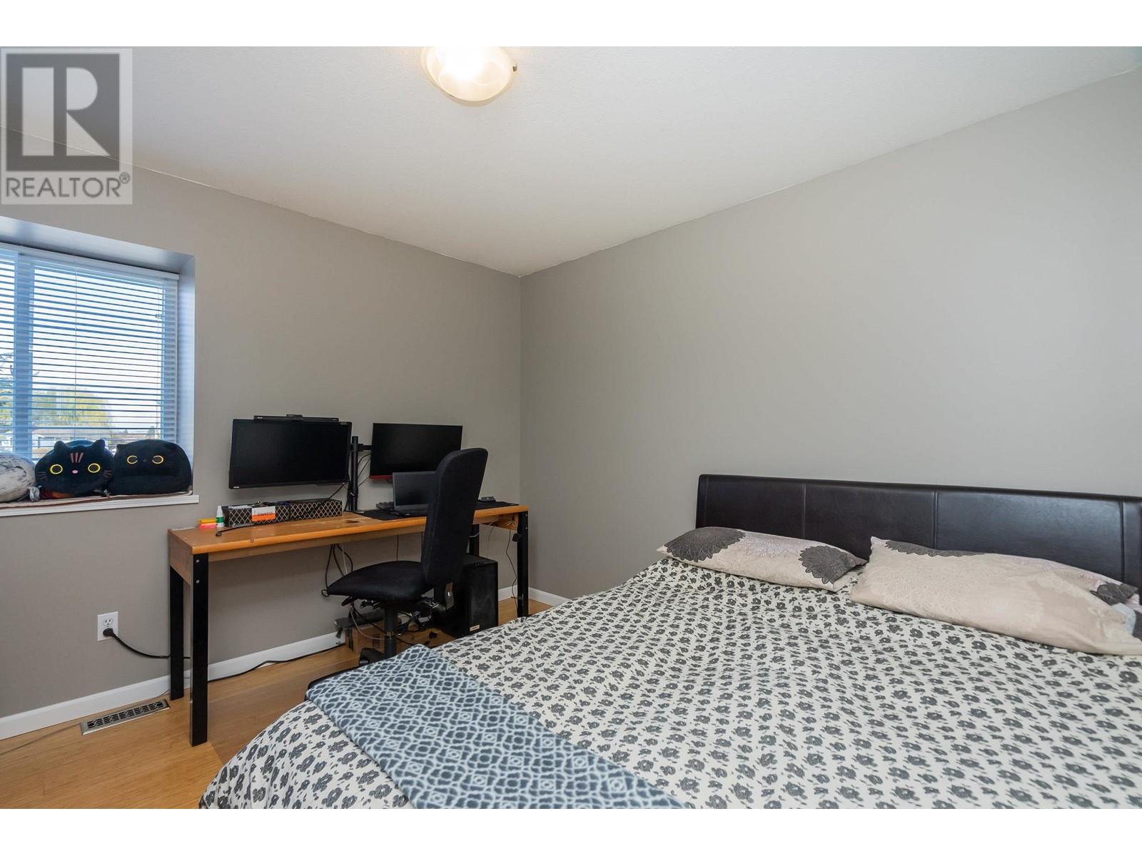 18850 122b Avenue, Pitt Meadows, British Columbia  V3Y 1S4 - Photo 17 - R2866825