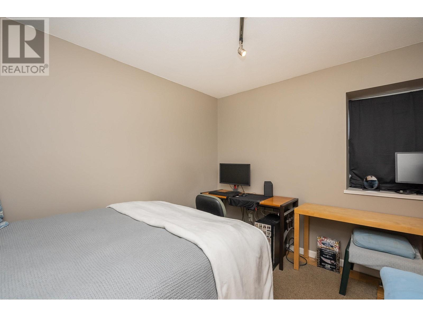 18850 122b Avenue, Pitt Meadows, British Columbia  V3Y 1S4 - Photo 18 - R2866825