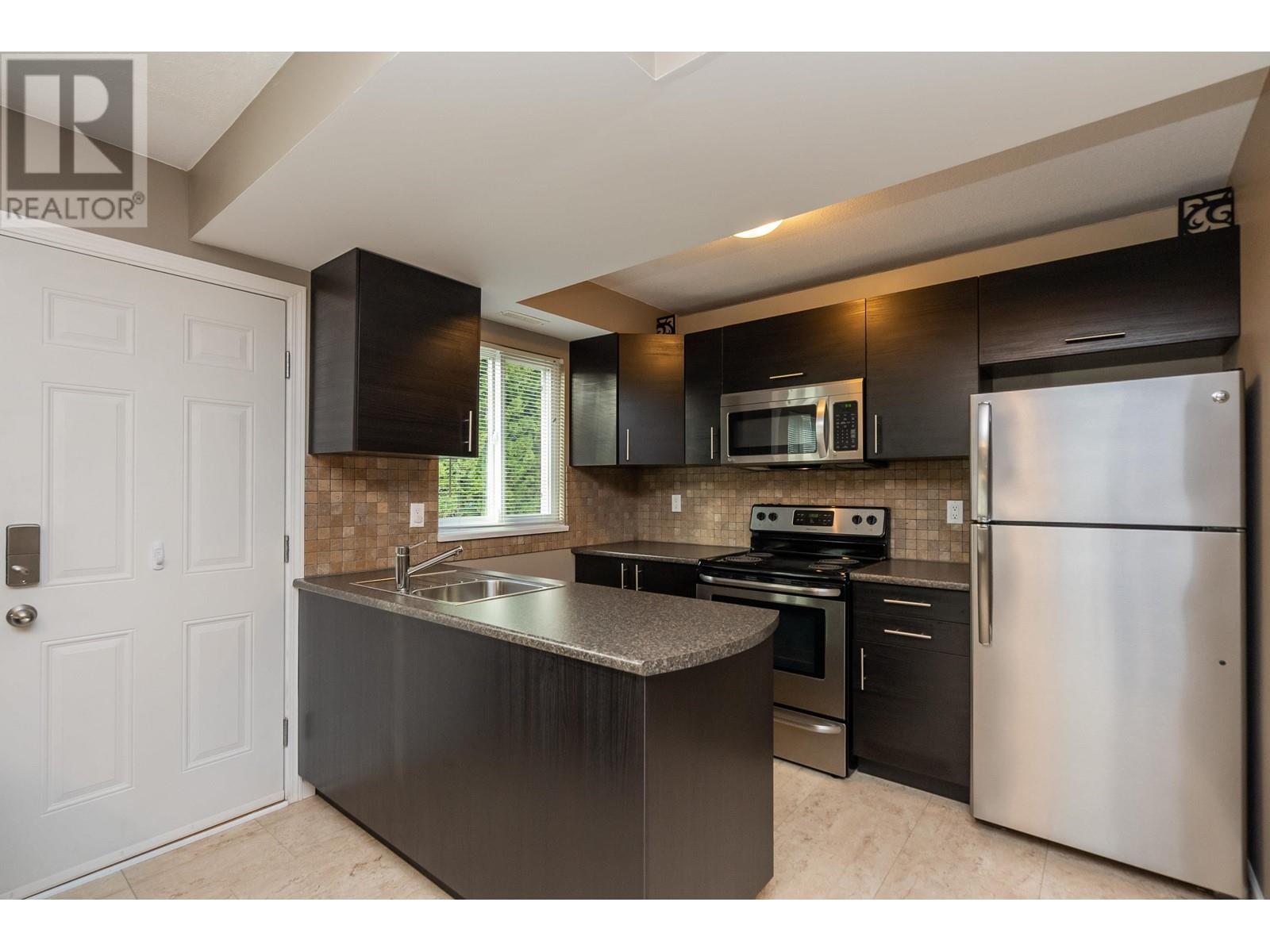 18850 122b Avenue, Pitt Meadows, British Columbia  V3Y 1S4 - Photo 21 - R2866825