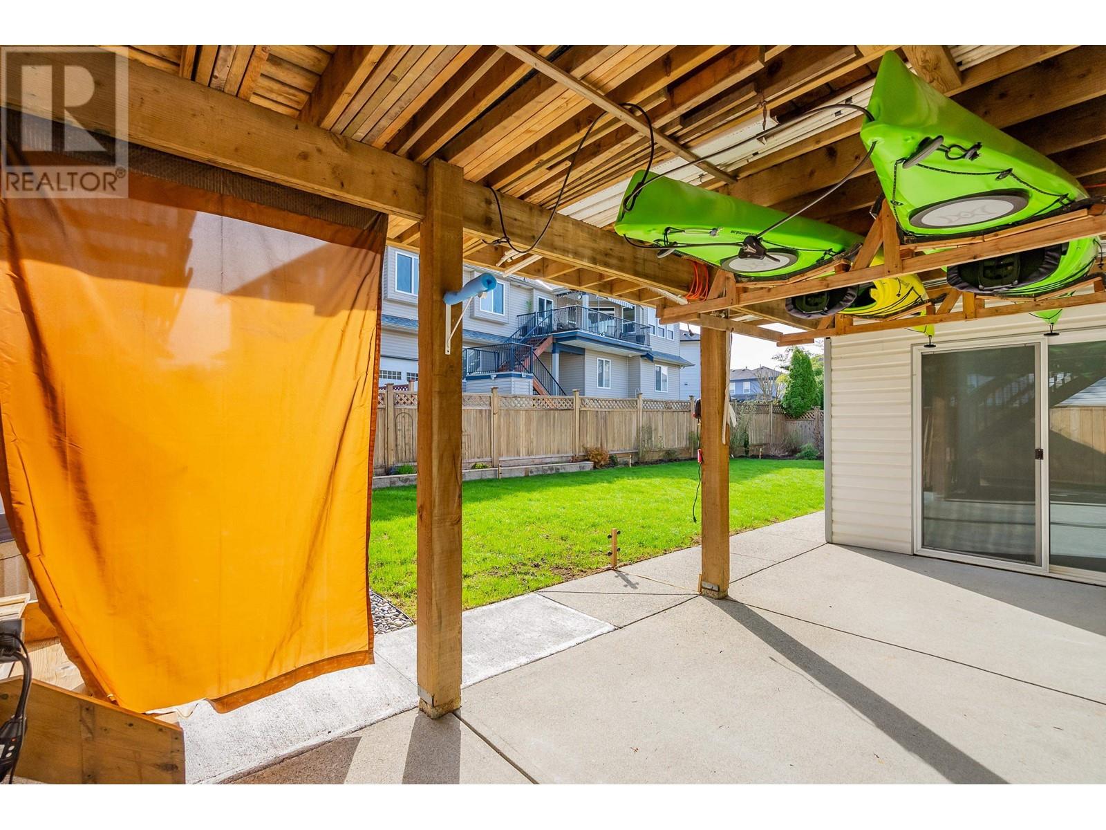 18850 122b Avenue, Pitt Meadows, British Columbia  V3Y 1S4 - Photo 34 - R2866825