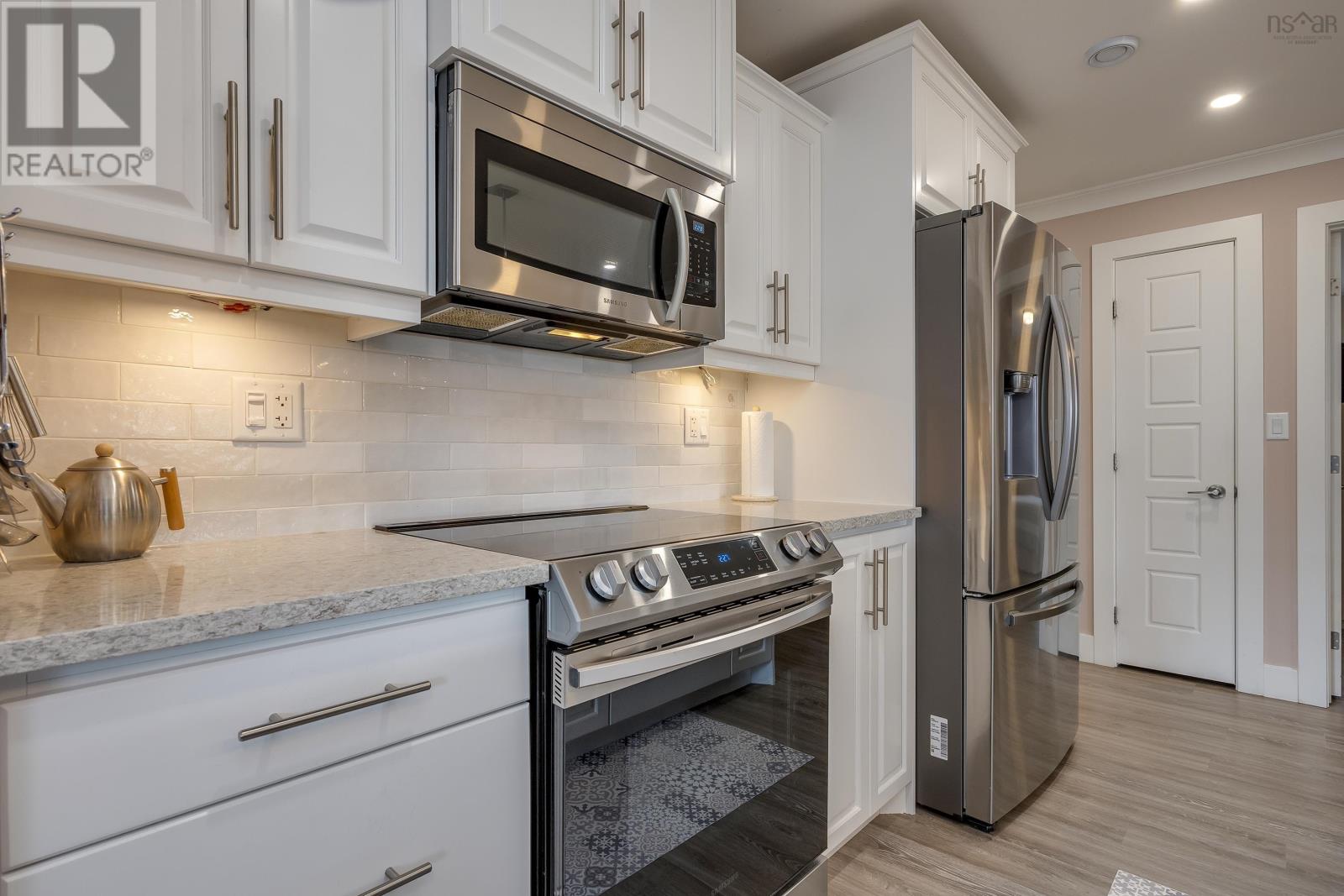 37 Buttercup Grove, Upper Sackville, Nova Scotia  B4E 3C6 - Photo 4 - 202406276