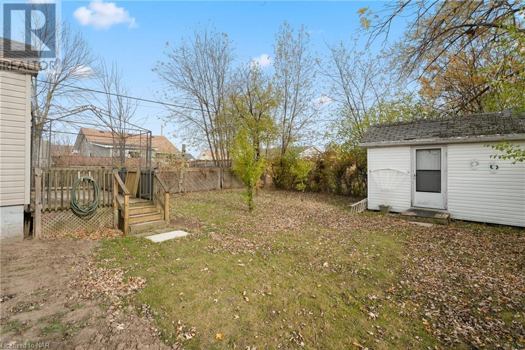 1 Phyllis Street, Fort Erie, Ontario  L2A 3Y1 - Photo 34 - 40564716