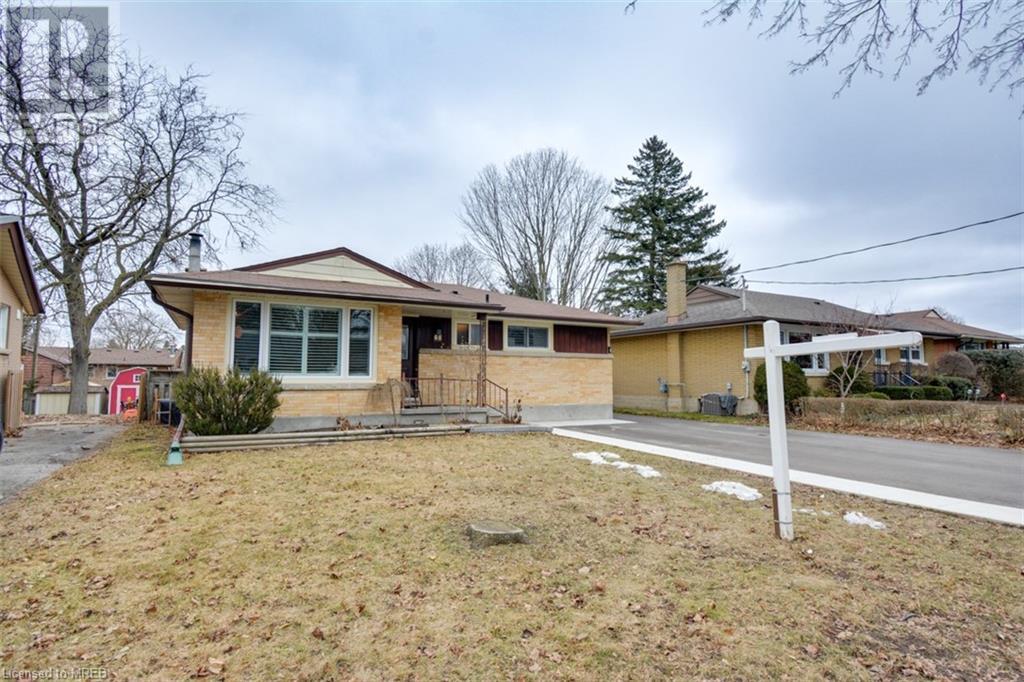 68 Maywood Road, Kitchener, Ontario  N2C 2A4 - Photo 4 - 40567056