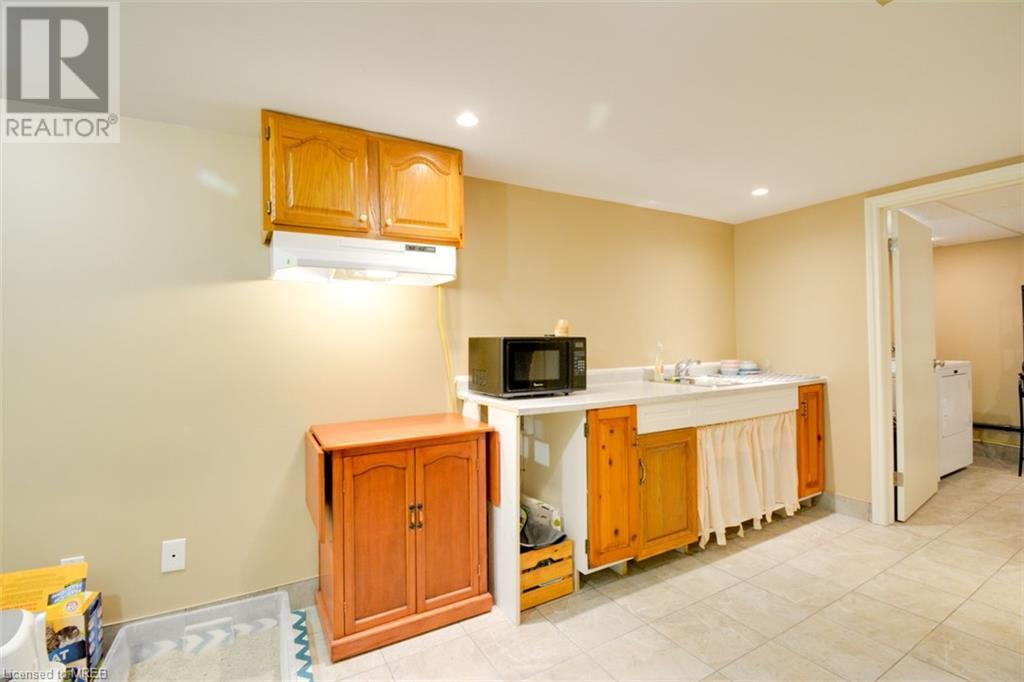 68 Maywood Road, Kitchener, Ontario  N2C 2A4 - Photo 47 - 40567056