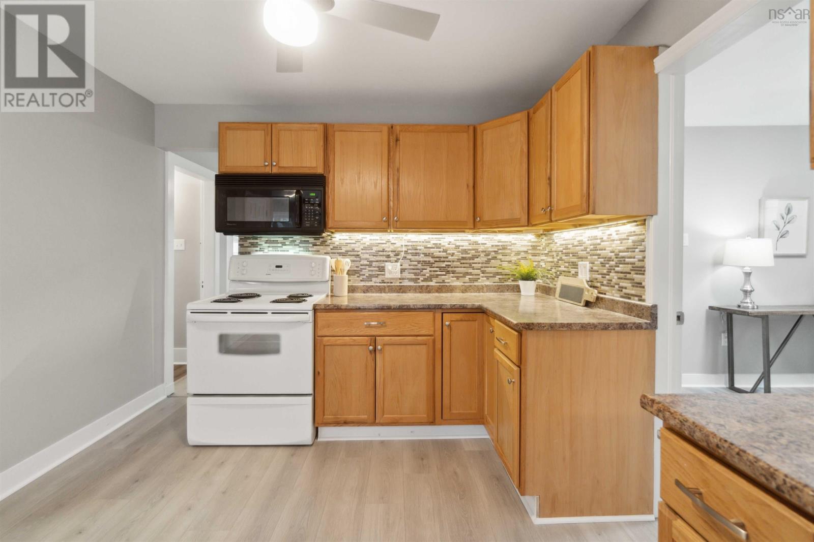 24 Rufus Avenue, Halifax, Nova Scotia  B3N 2L5 - Photo 21 - 202406310