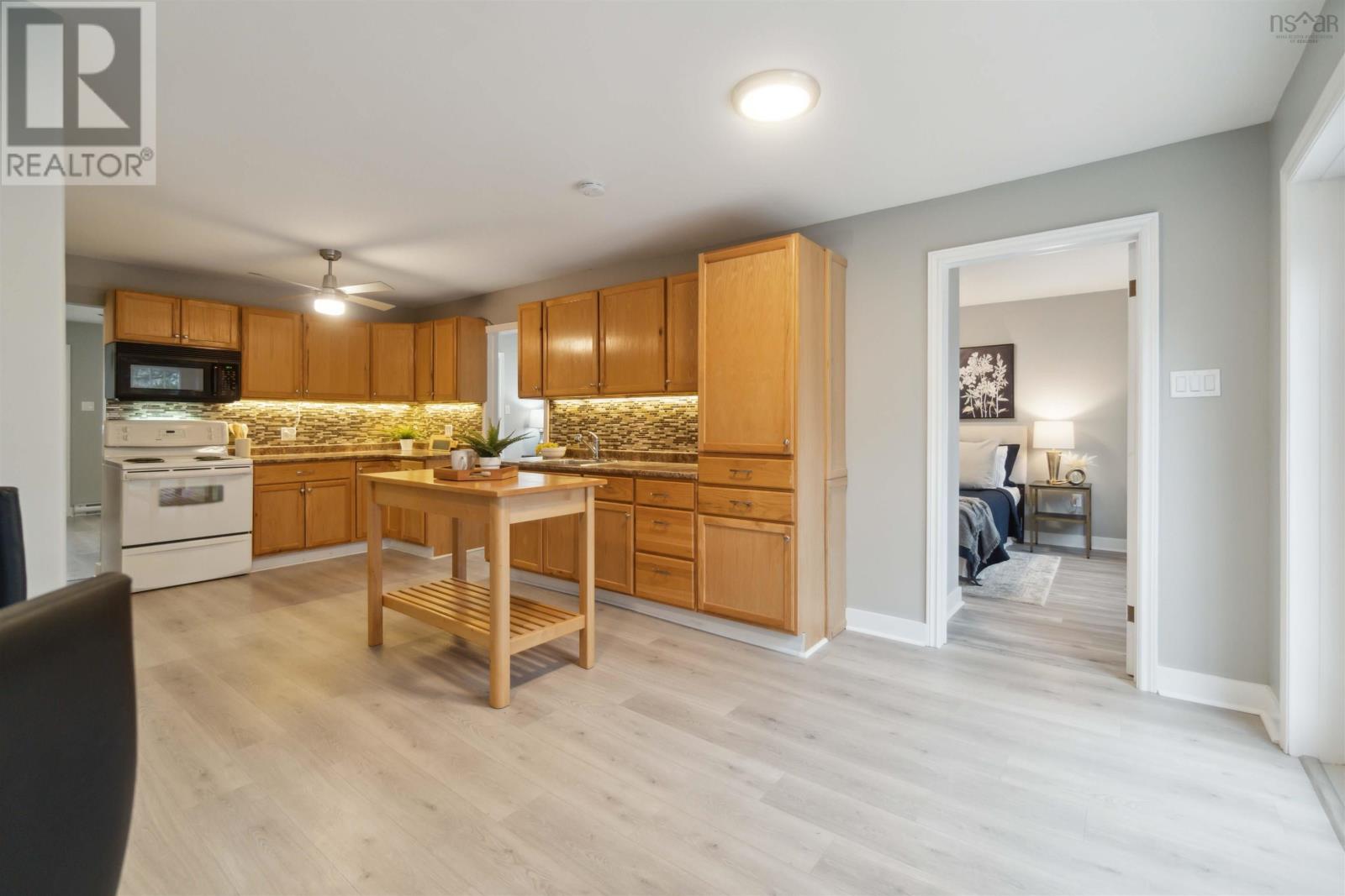 24 Rufus Avenue, Halifax, Nova Scotia  B3N 2L5 - Photo 32 - 202406310