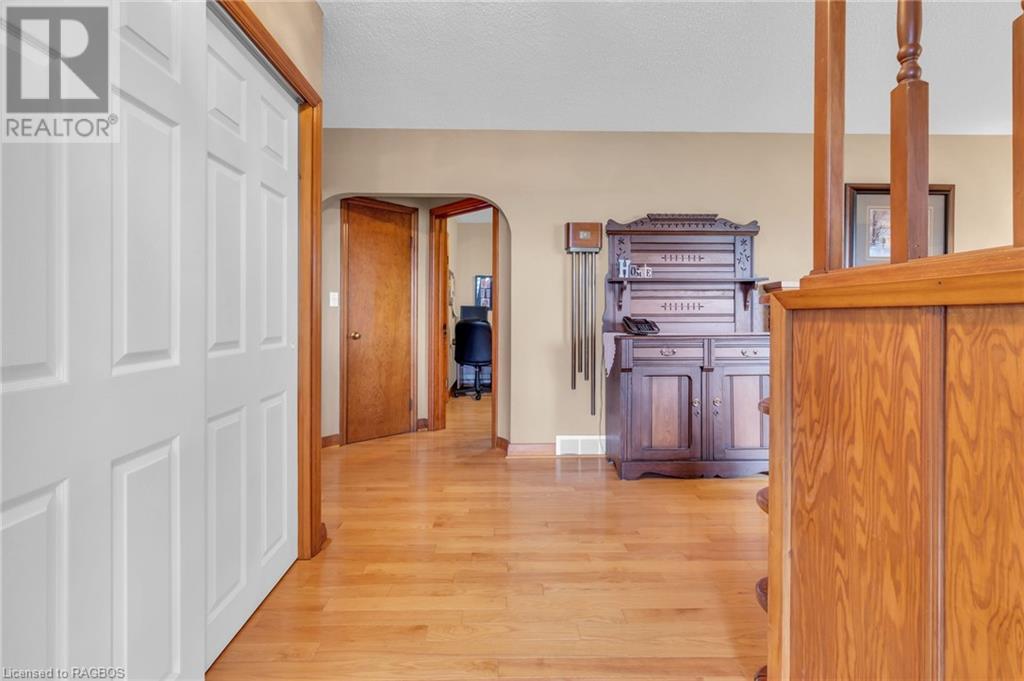 013557 Bruce Road 10, West Grey, Ontario  N4N 3B9 - Photo 10 - 40554394