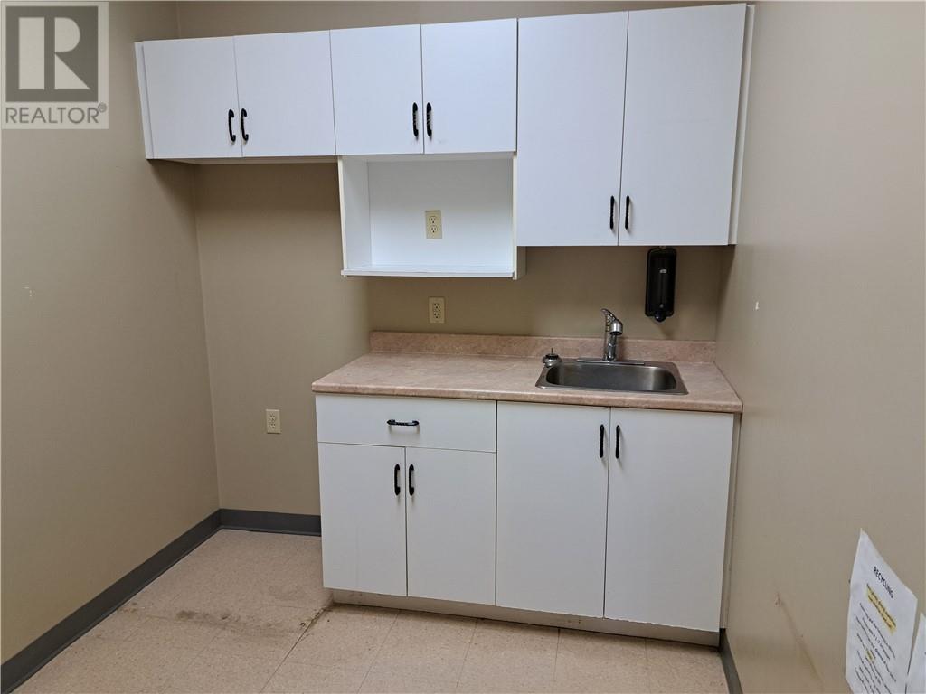 333 California Avenue Unit#14, Brockville, Ontario  K6V 7N6 - Photo 11 - 1384090