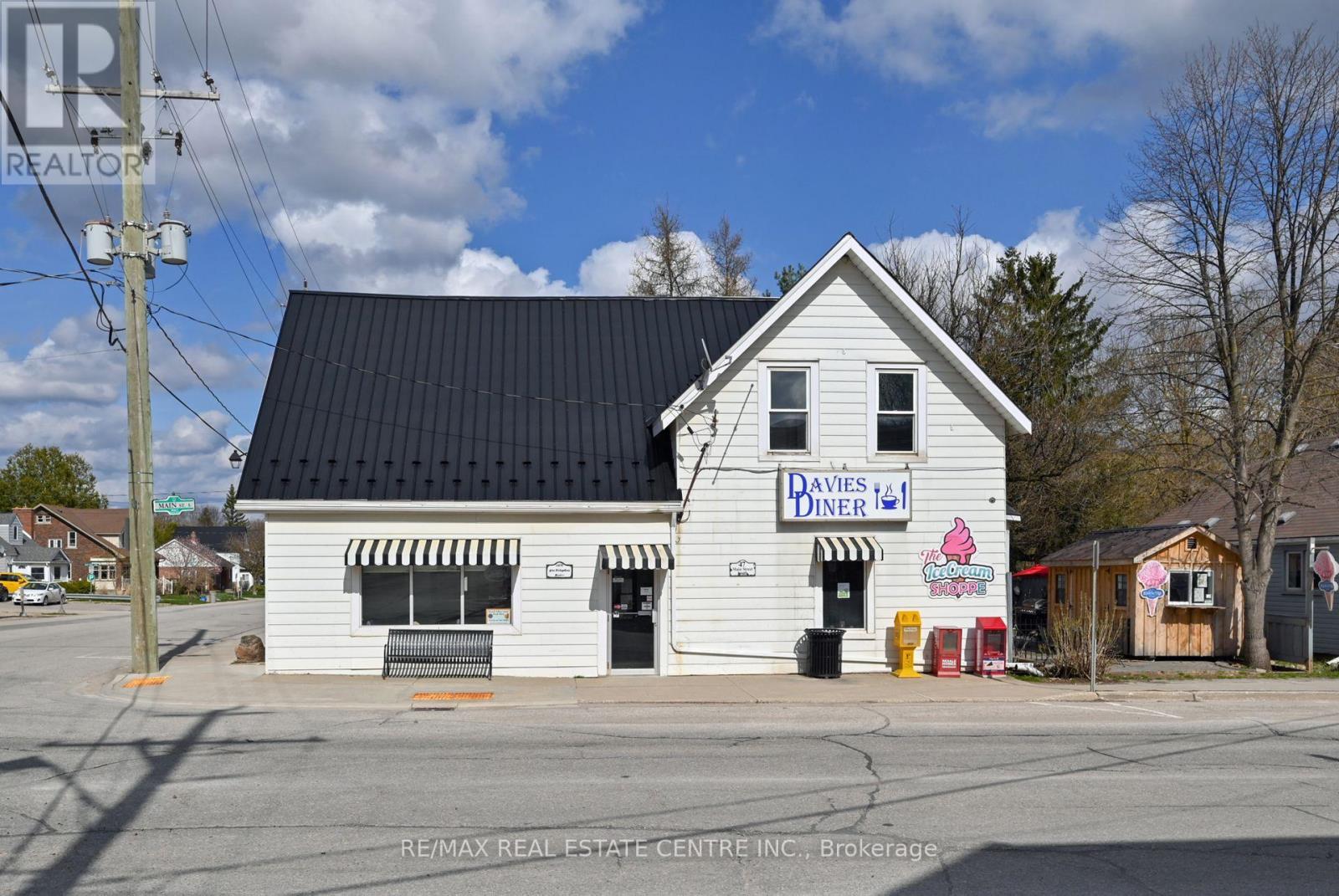 47 Main St, East Luther Grand Valley, Ontario  L9W 5S8 - Photo 1 - X8206492