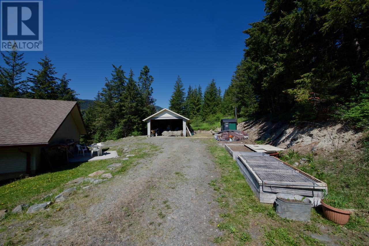 2165 Fadear Creek Road, Heffley, British Columbia  V0E 2E0 - Photo 59 - 177603