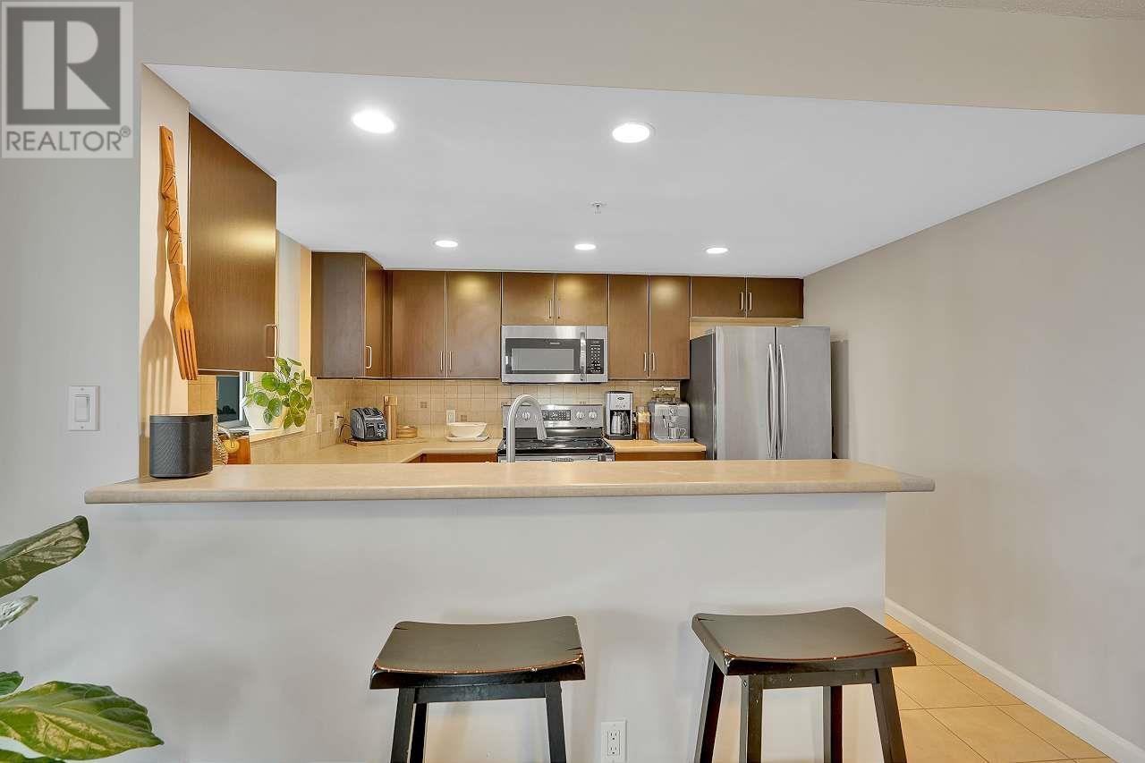 1003 295 Guildford Way, Port Moody, British Columbia  V3H 5N3 - Photo 11 - R2866844