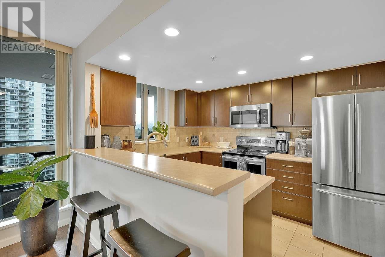 1003 295 Guildford Way, Port Moody, British Columbia  V3H 5N3 - Photo 12 - R2866844