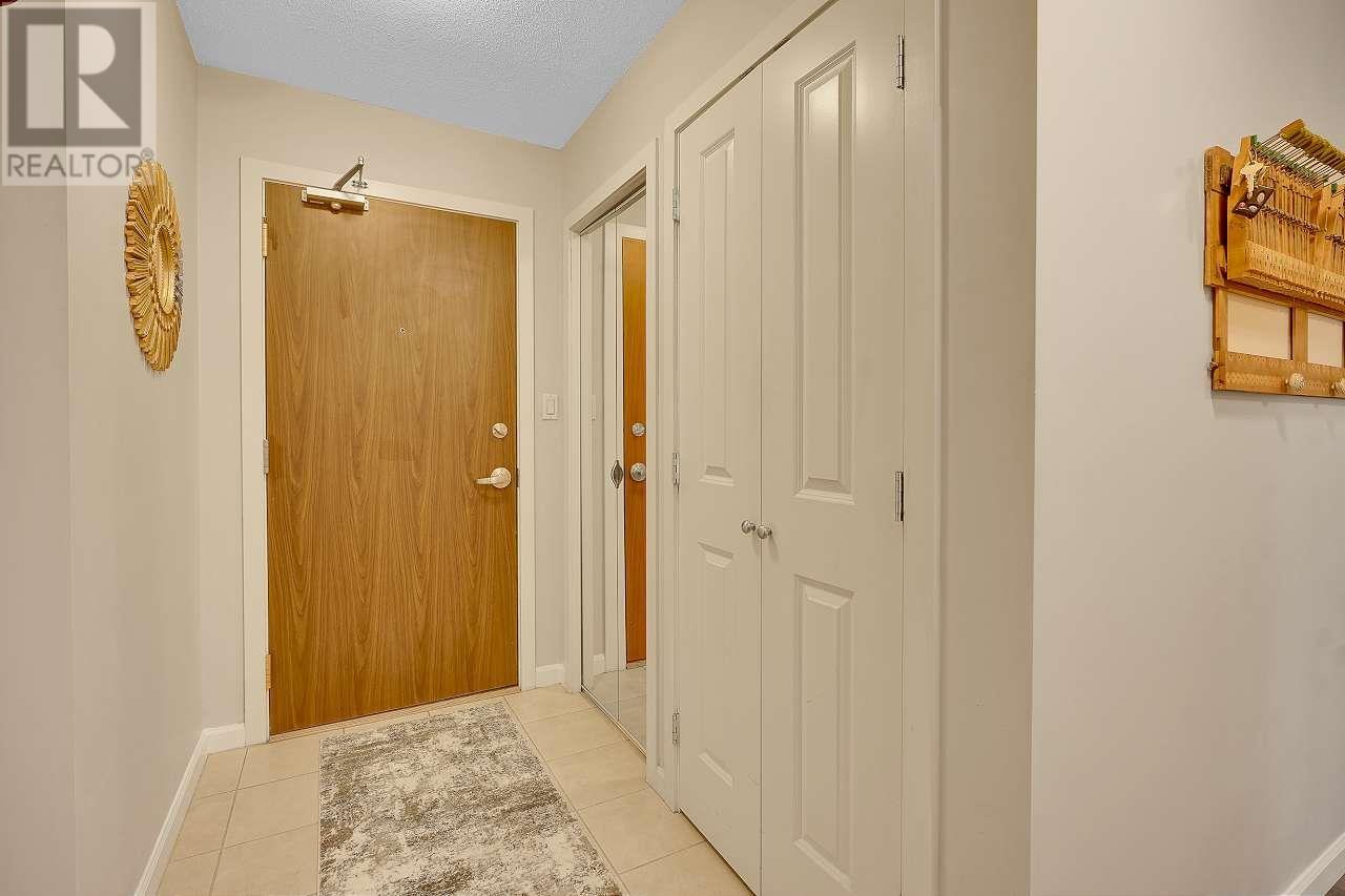 1003 295 Guildford Way, Port Moody, British Columbia  V3H 5N3 - Photo 2 - R2866844