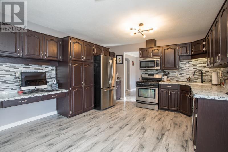 22702 Kendrick Place, Maple Ridge, British Columbia  V2X 9R1 - Photo 6 - R2866879