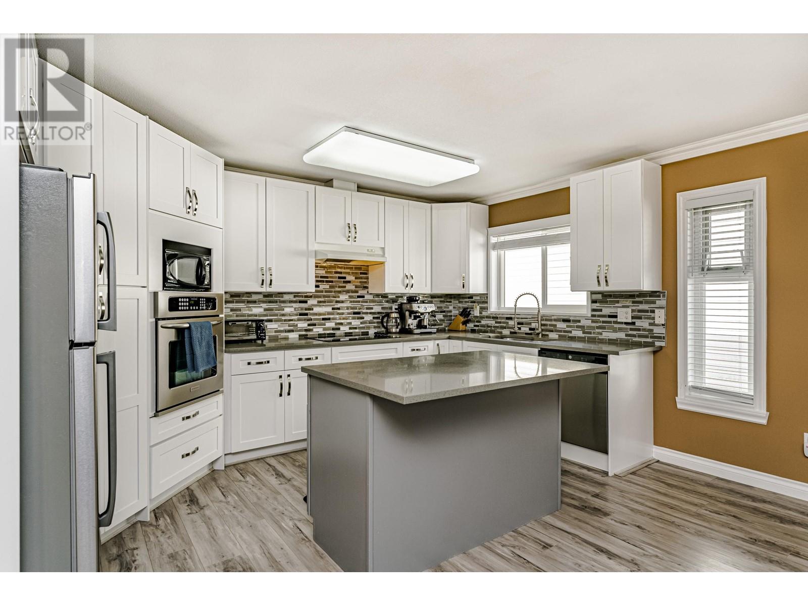 2338 Cape Horn Avenue, Coquitlam, British Columbia  V3K 1J8 - Photo 11 - R2866889