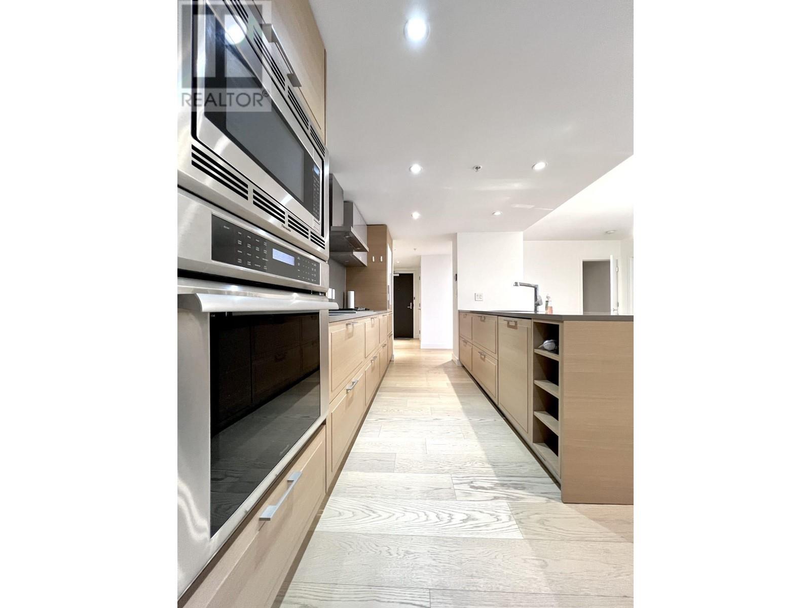 5x2 1561 W 57 Avenue, Vancouver, British Columbia  V6P 1R6 - Photo 3 - R2866854