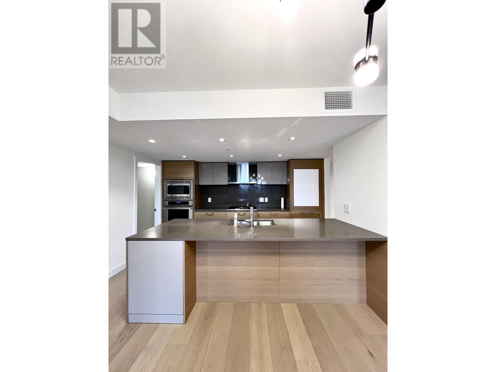 5x2 1561 W 57 Avenue, Vancouver, British Columbia  V6P 1R6 - Photo 6 - R2866854