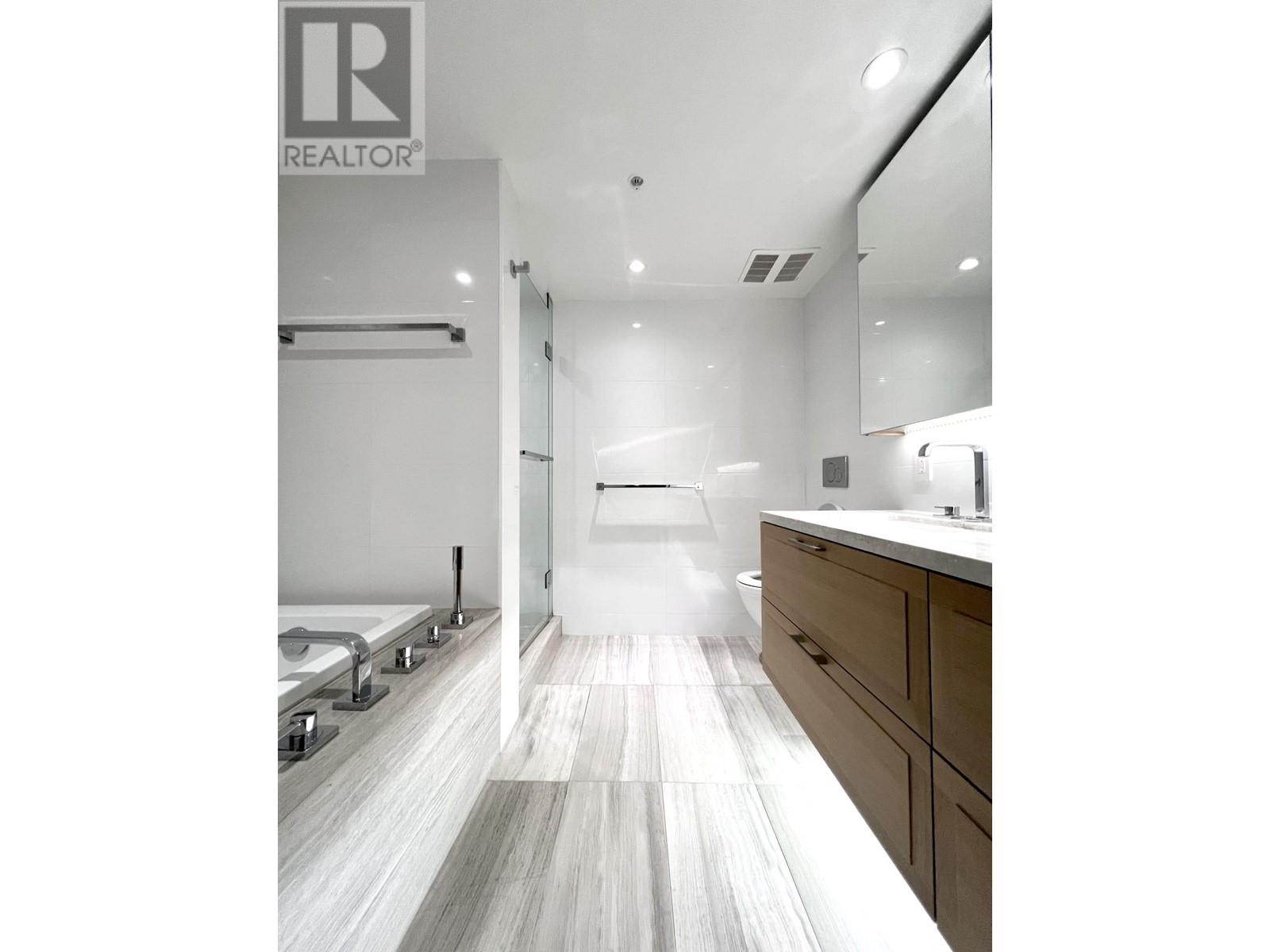 5x2 1561 W 57 Avenue, Vancouver, British Columbia  V6P 1R6 - Photo 8 - R2866854