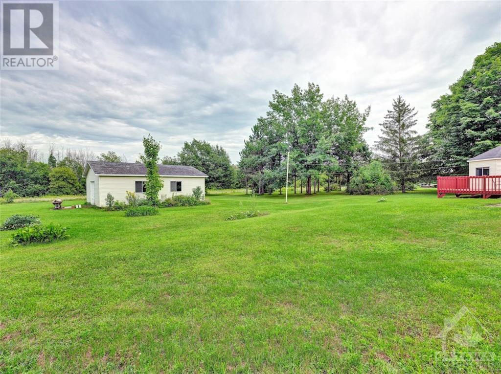 2733 STAGECOACH ROAD Osgoode