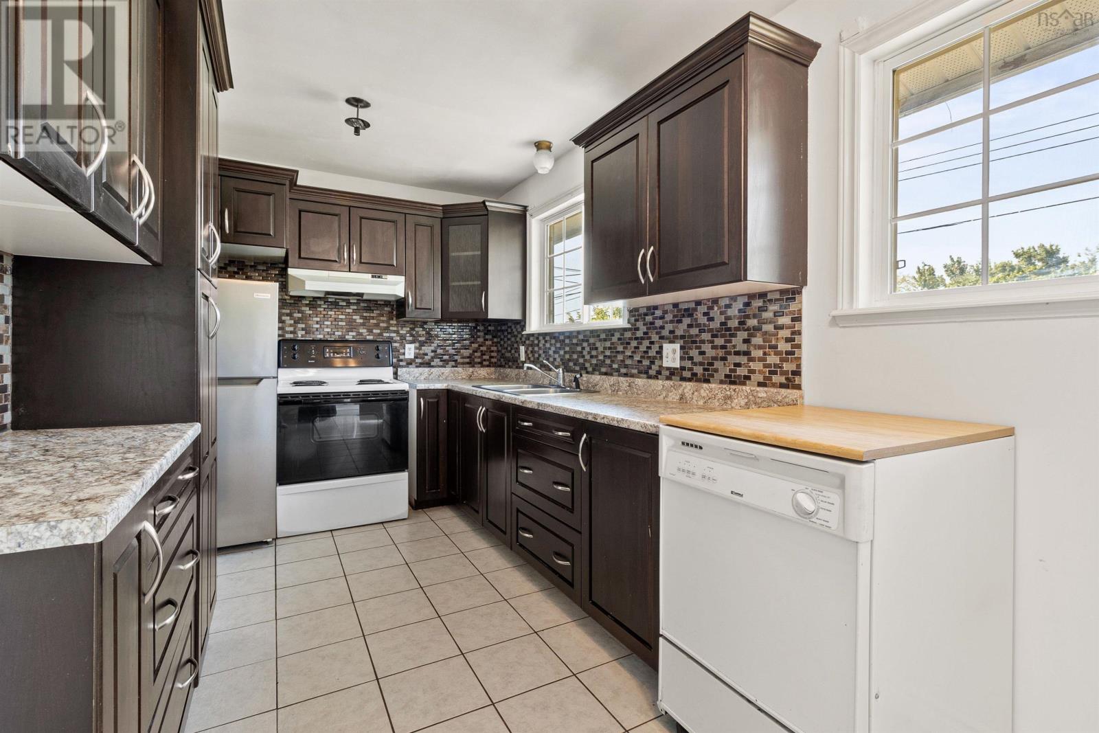 169 Nordic Crescent, Lower Sackville, Nova Scotia  B4C 2E4 - Photo 17 - 202406332