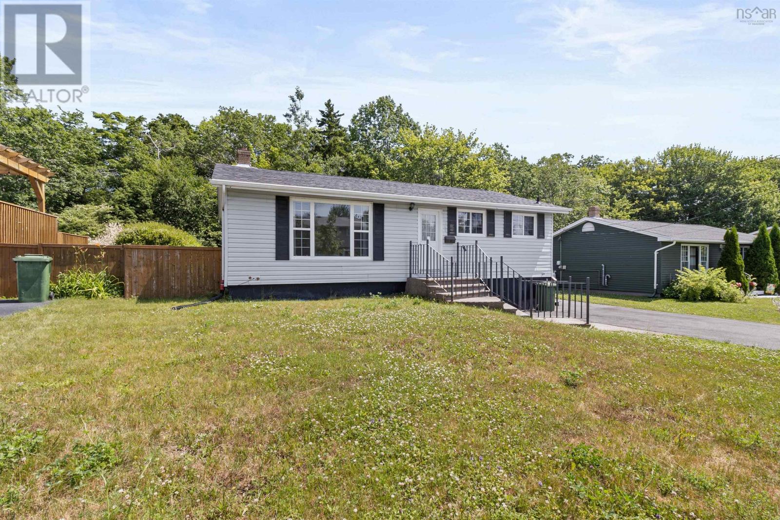 169 Nordic Crescent, Lower Sackville, Nova Scotia  B4C 2E4 - Photo 3 - 202406332