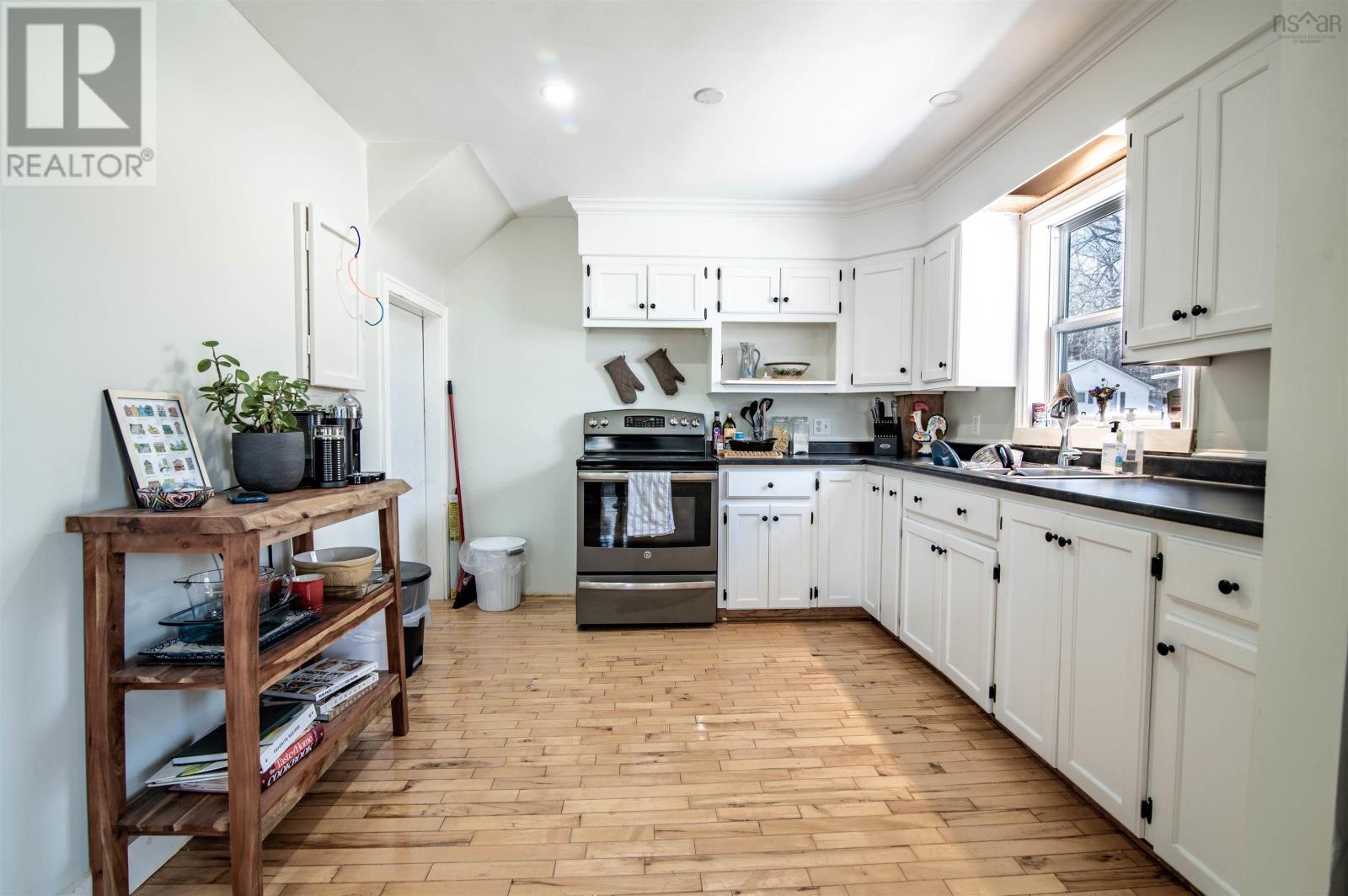 2 Southview, Kentville, Nova Scotia  B4N 1J7 - Photo 7 - 202406342