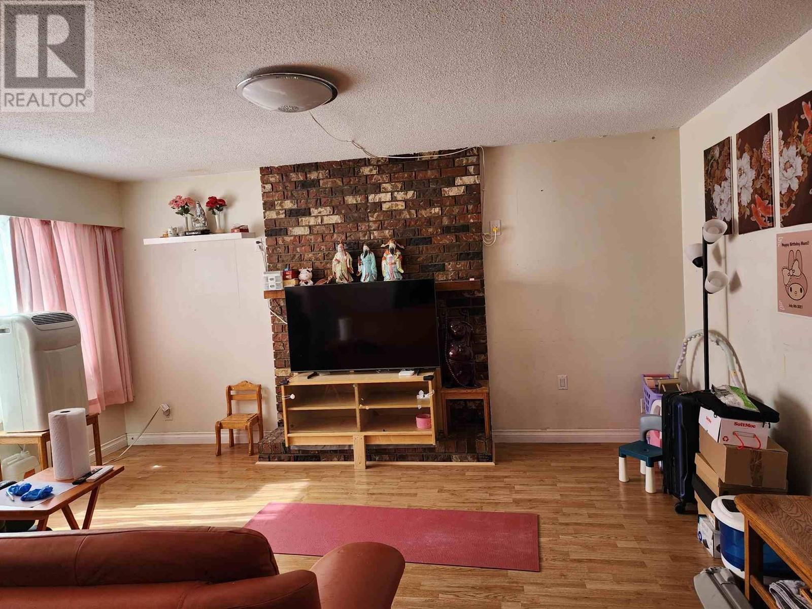 895 Main Street, Lillooet, British Columbia    - Photo 5 - 177617