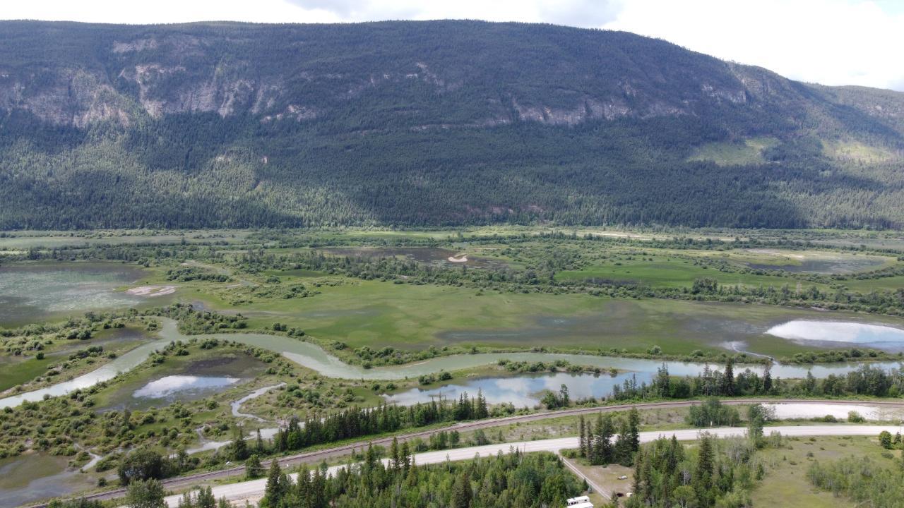 5313 Highway 95, Harrogate, British Columbia  V0A 1J0 - Photo 7 - 2475935