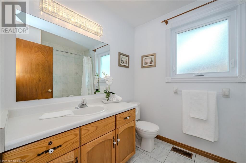 7 Parker Place, Guelph, Ontario  N1E 7A7 - Photo 18 - 40566601