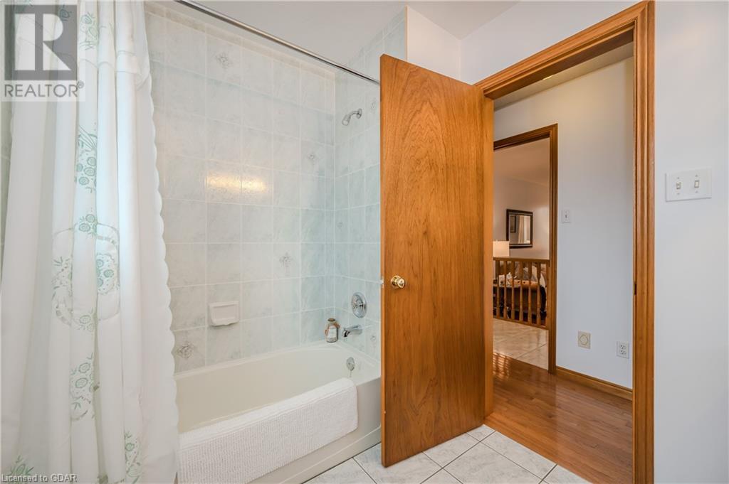 7 Parker Place, Guelph, Ontario  N1E 7A7 - Photo 19 - 40566601