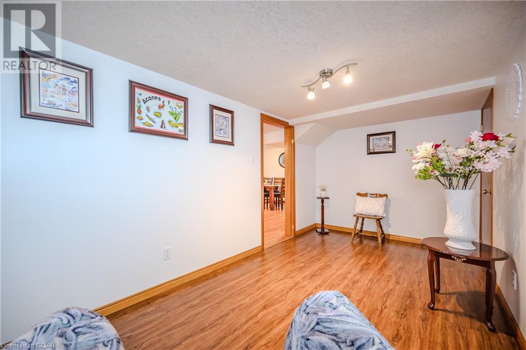 7 Parker Place, Guelph, Ontario  N1E 7A7 - Photo 28 - 40566601