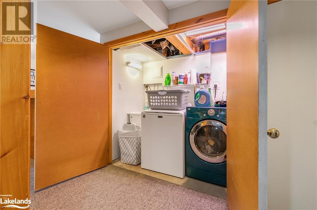 912 Sloan Circle Drive, Innisfil, Ontario  L0L 1K0 - Photo 14 - 40567075