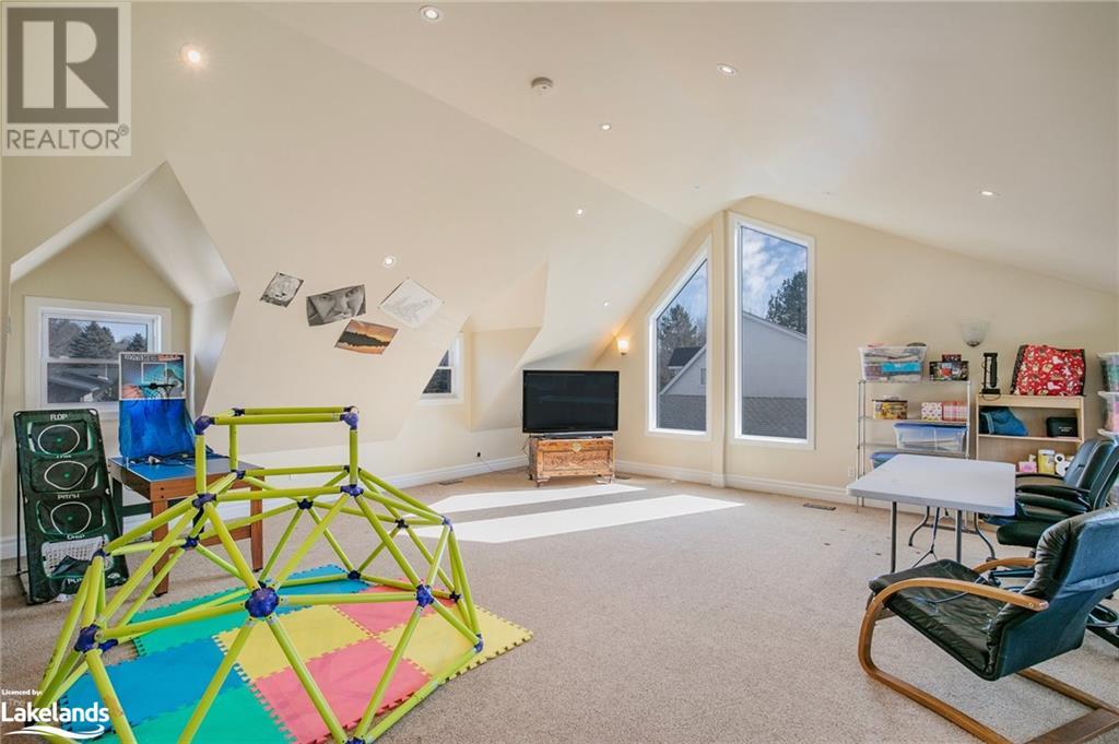 912 Sloan Circle Drive, Innisfil, Ontario  L0L 1K0 - Photo 15 - 40567075