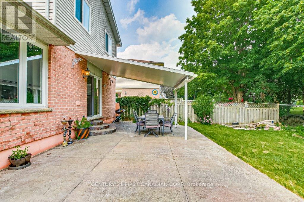 78 Benedict Crt, London, Ontario  N5Y 5H6 - Photo 32 - X8207366