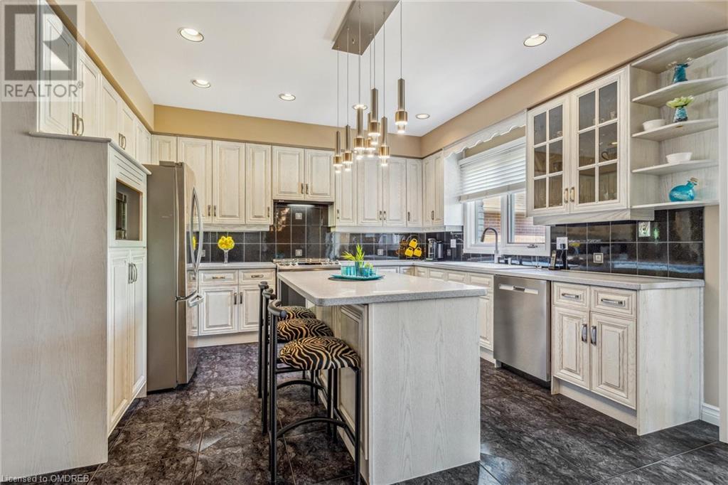 77 Adriatic Boulevard, Stoney Creek, Ontario  L8G 5C6 - Photo 9 - 40565143