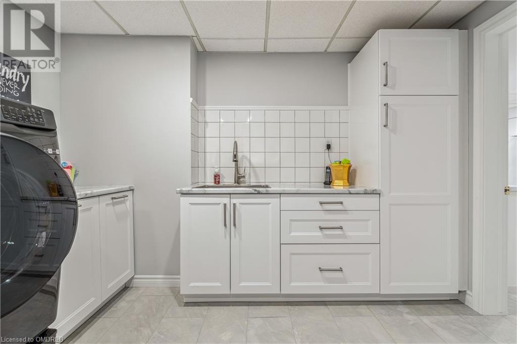 77 Adriatic Boulevard, Stoney Creek, Ontario  L8G 5C6 - Photo 38 - 40565143