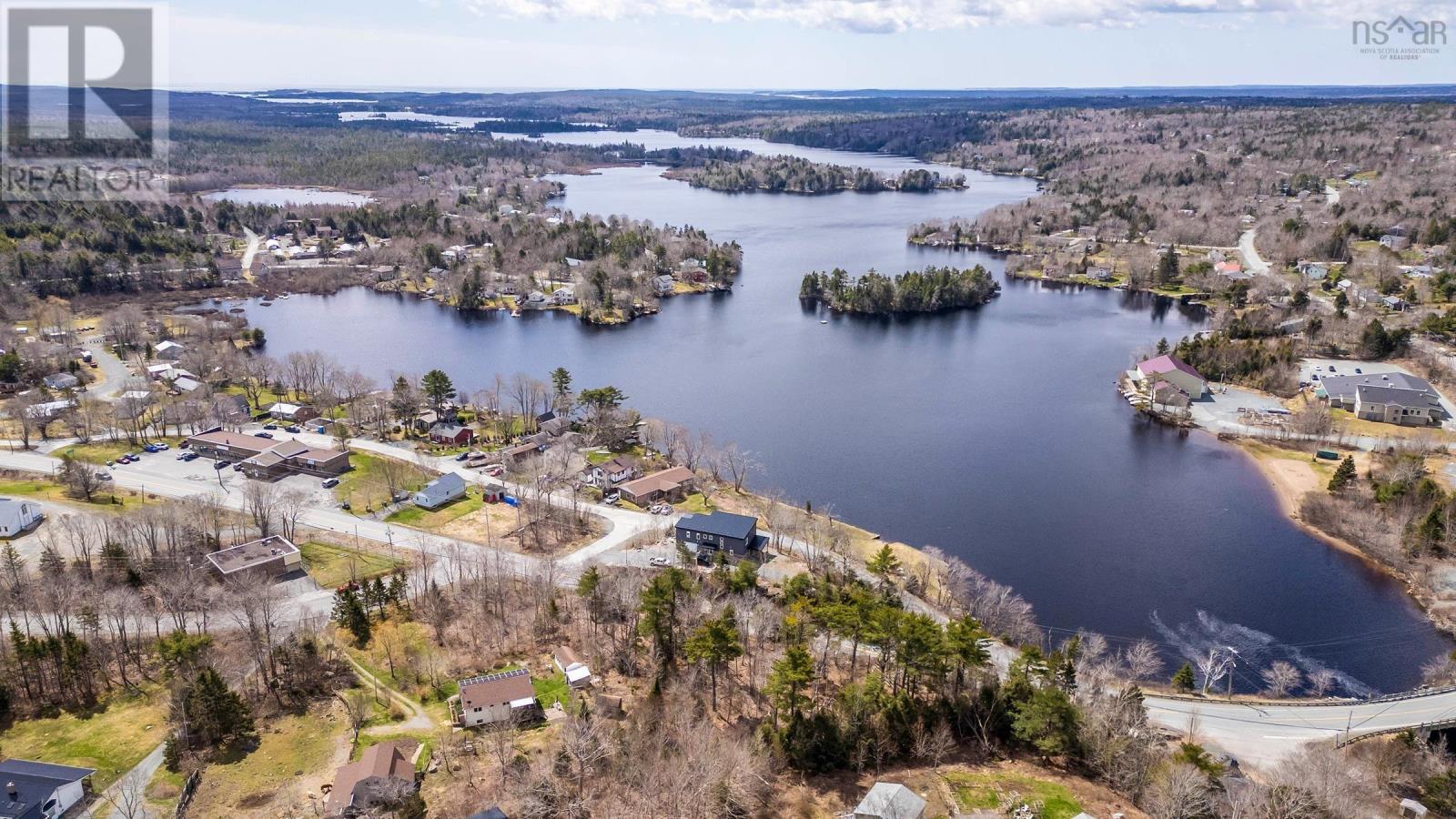 No 7 Highway, Lake Echo, Nova Scotia  B3E 1C8 - Photo 3 - 202406257