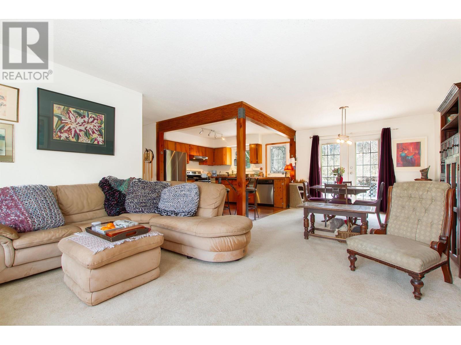 41569 Rod Road, Brackendale, British Columbia  V0N 1H0 - Photo 11 - R2866896