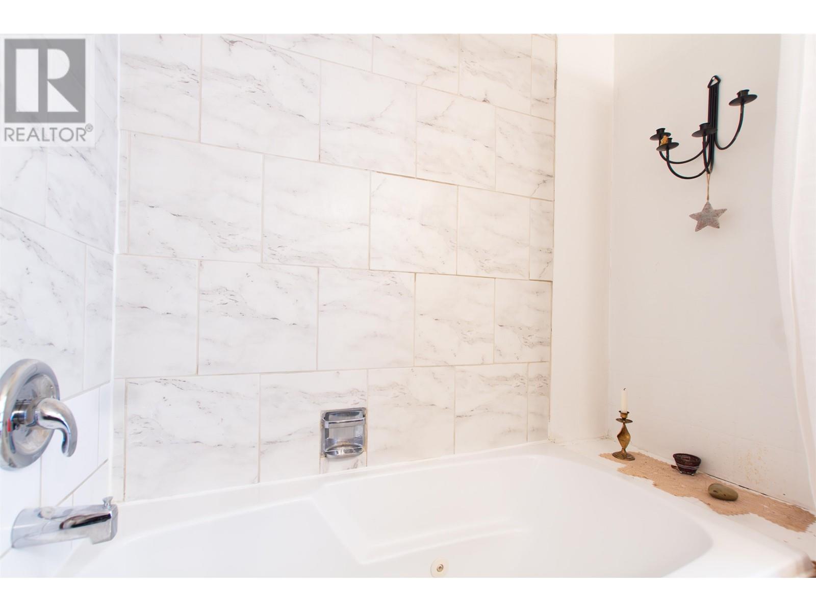 41569 Rod Road, Brackendale, British Columbia  V0N 1H0 - Photo 24 - R2866896