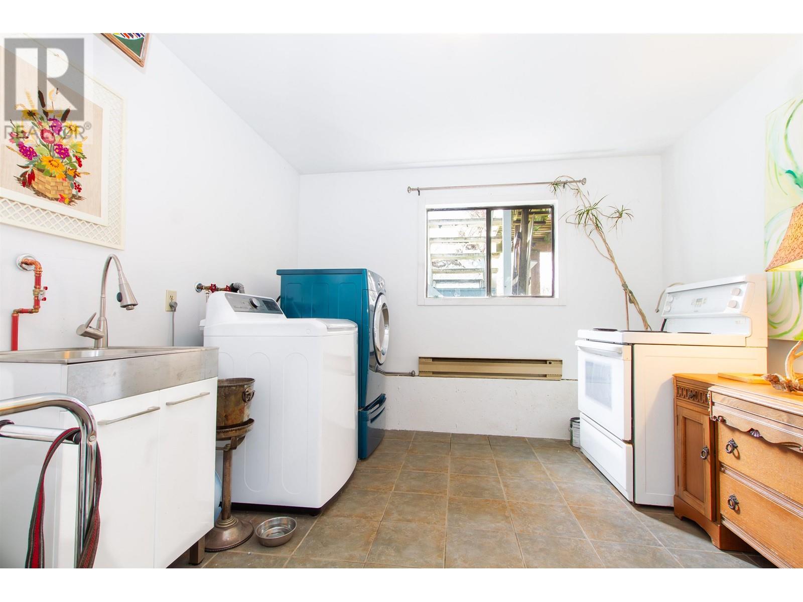 41569 Rod Road, Brackendale, British Columbia  V0N 1H0 - Photo 28 - R2866896