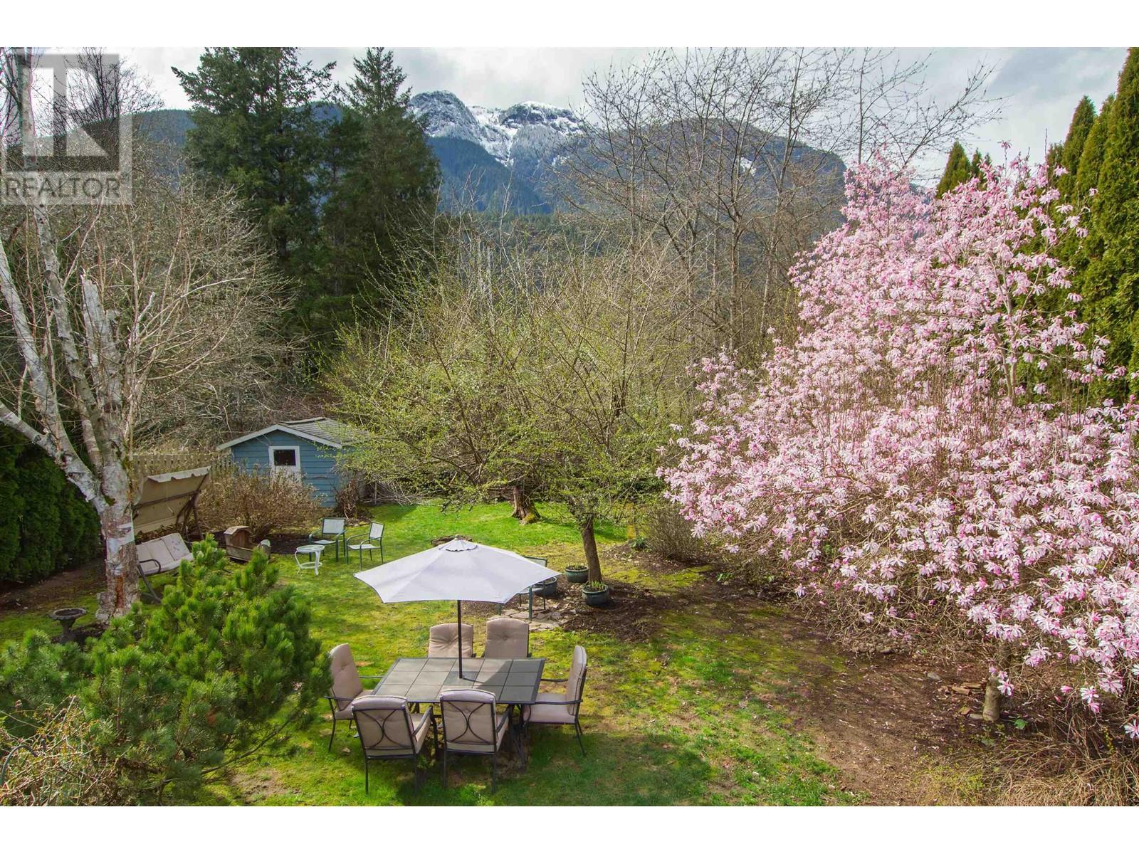 41569 Rod Road, Brackendale, British Columbia  V0N 1H0 - Photo 4 - R2866896