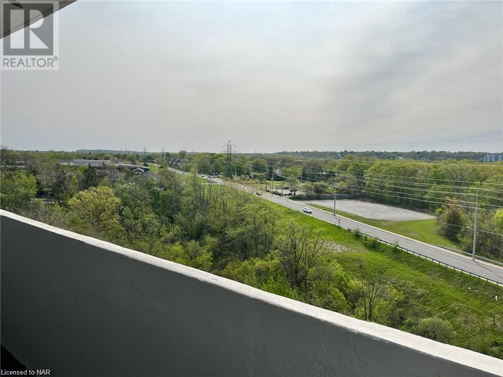 35 Towering Heights Boulevard Unit# 704, St. Catharines, Ontario  L2T 3G8 - Photo 5 - 40561029