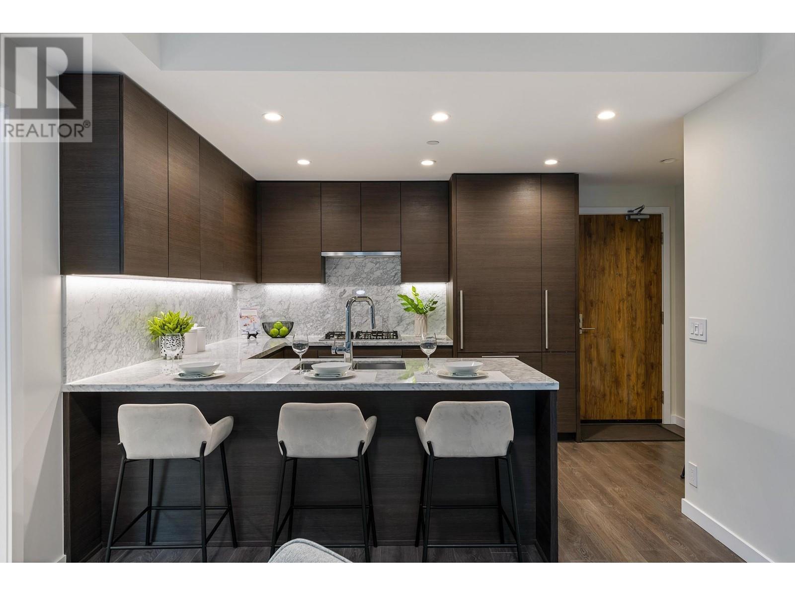308 305 Morrissey Road, Port Moody, British Columbia  V3H 0M3 - Photo 4 - R2866937