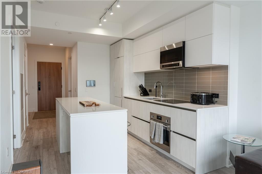 21 Park Street E Unit# 1008, Peel, Ontario  L5G 1L7 - Photo 4 - 40567324