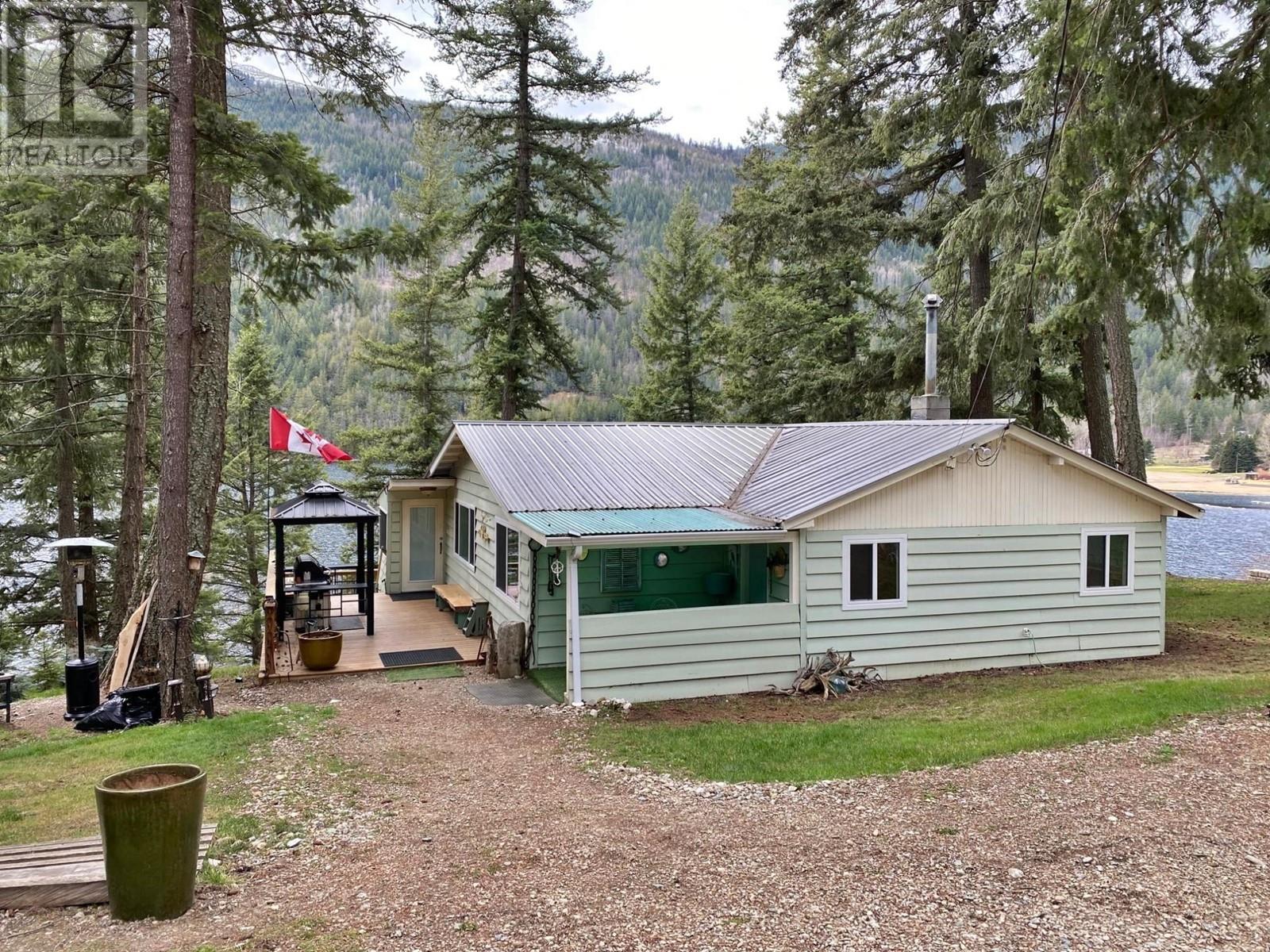 5472 Agate Bay Road, Barriere, British Columbia  V0E 2E0 - Photo 2 - 177624
