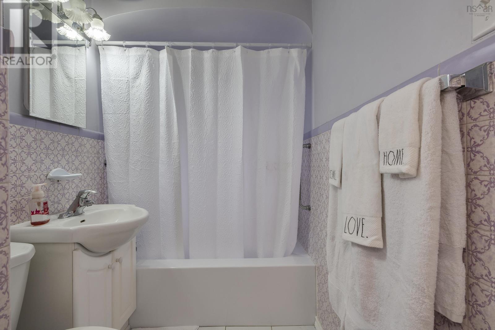 94 Frederick Avenue, Fairview, Nova Scotia  B3N 2K8 - Photo 23 - 202406282