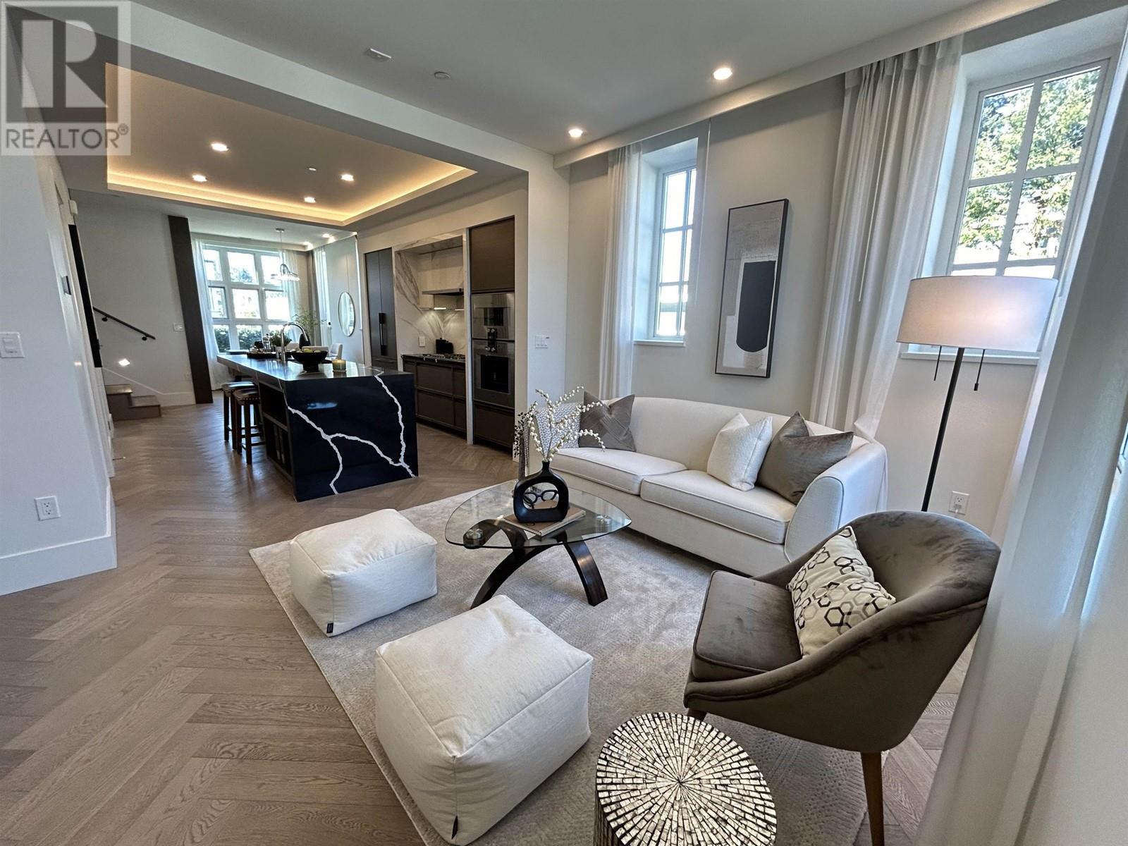 4082 Macdonald Street, Vancouver, British Columbia  V6L 0C2 - Photo 2 - R2866872