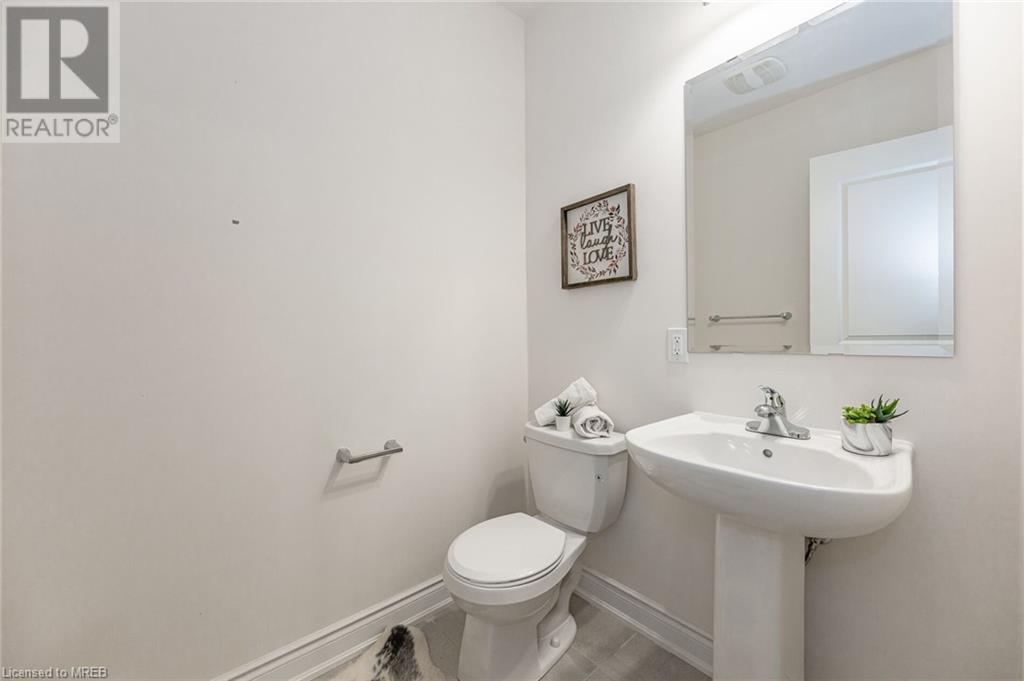 201 Whittington Drive, Hamilton, Ontario  L9L 0H6 - Photo 24 - 40567309