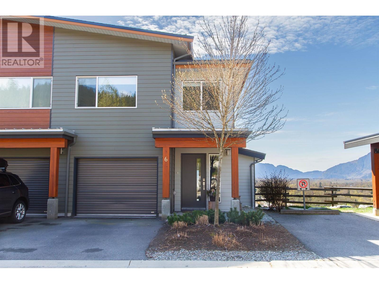 6 41365 Skyridge Place, Squamish, British Columbia  V8B 0Y6 - Photo 3 - R2867056